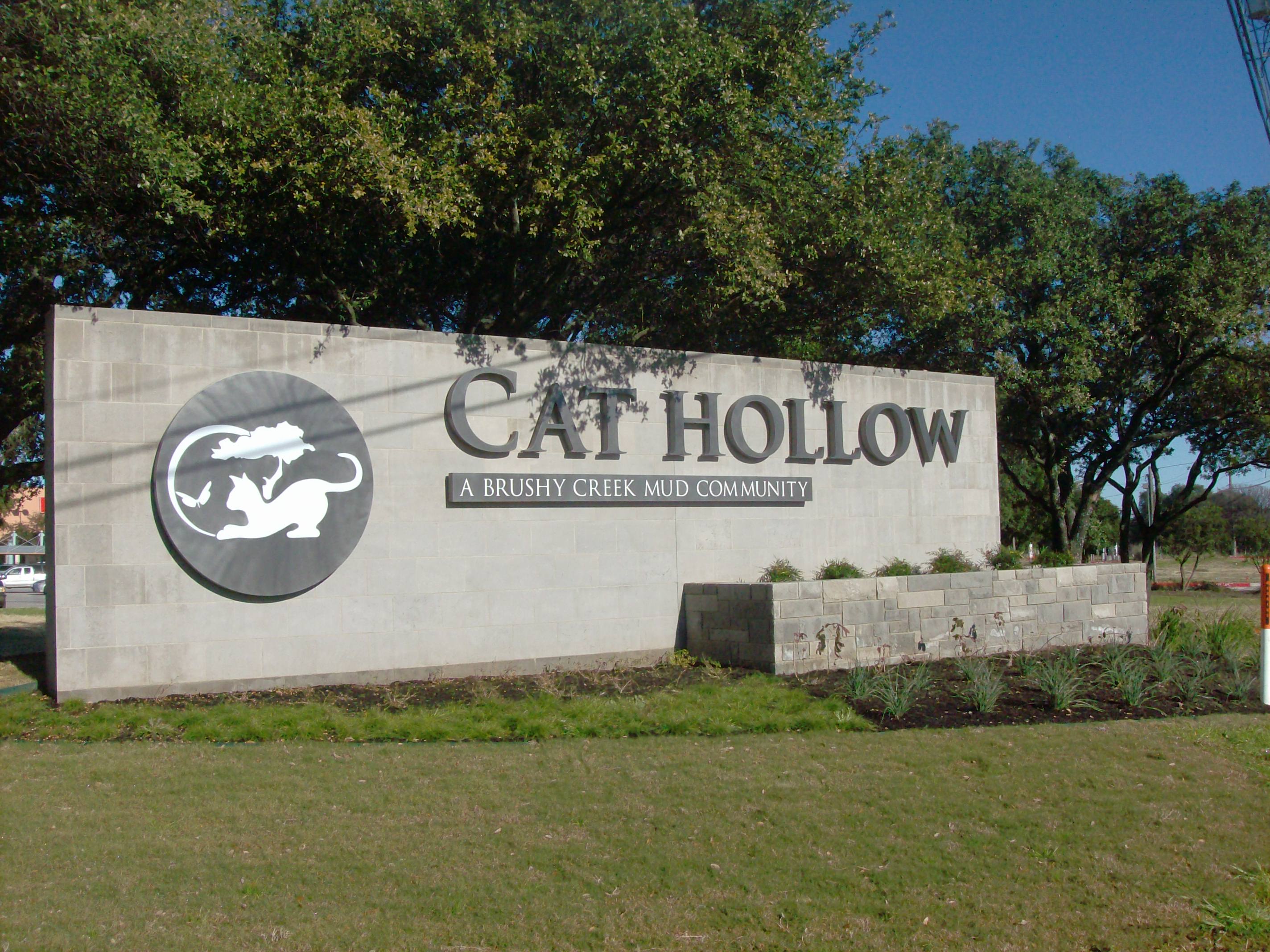 Cat Hollow Brushy Creek,Texas <br><img src=