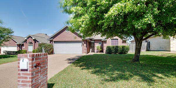 Edelweiss Gartens College Station,Texas <br><img src=