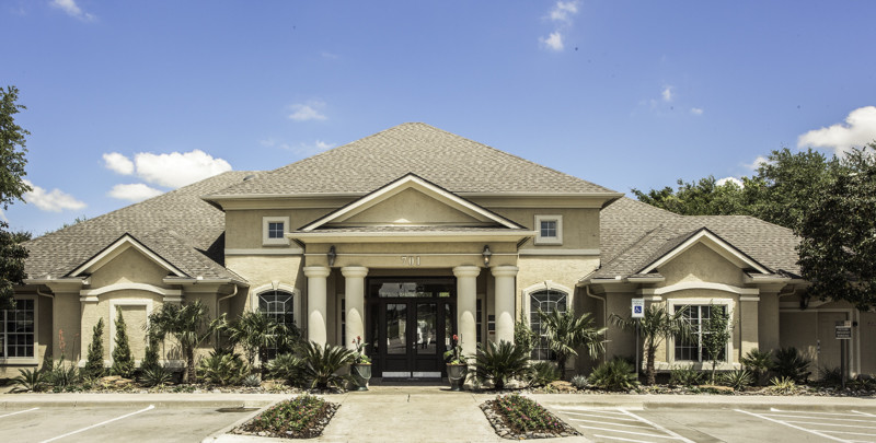 Chase Oaks - Apartments Plano,Texas <br><img src=