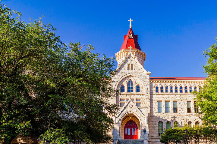 St. Edwards Austin,Texas <br><img src=