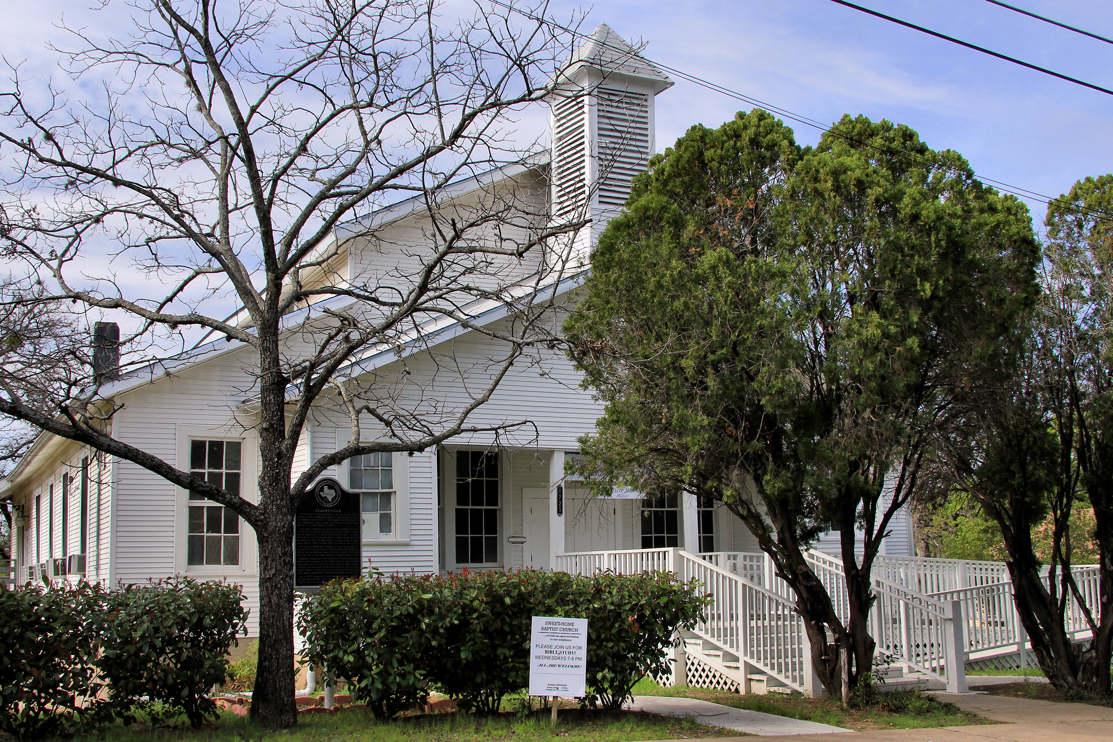 Clarksville Austin,Texas <br><img src=